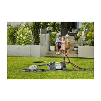 Zelfaanzuigende waterpomp GARDENA 9058-20 1050 W, 4,9 bar, 6300 l/h, netgevoed
