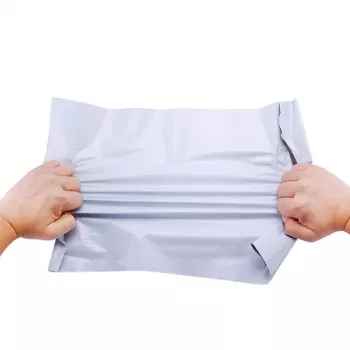BSTECH PollyMailers K6 50 stuks gepolsterde bubble-enveloppen wit