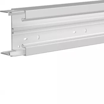 Hager BRH6513019016 onderstuk borstweringkanaal 65x130mm verkeerswit