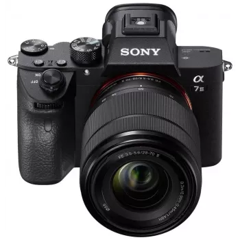 Sony Alpha ILCE-7 Mark III + Sony SEL 28-70mm f/3.5-5.6 OSS II systeemcamera kit