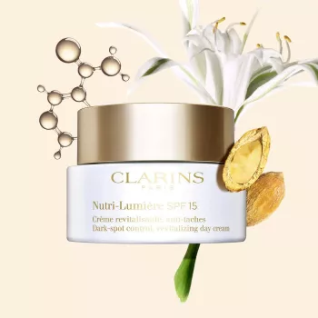 CLARINS NUTRI-LUMIERE DONKERE PLEKKEN CORRIGERENDE REVITALISERENDE DAGCRÈME SPF15 50ML