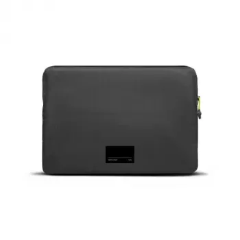 Native Union Ultralight Sleeve voor MacBook 15 inch (zwart)