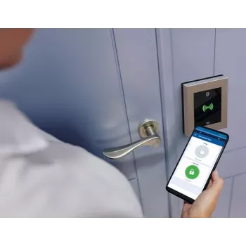2N Access Unit 2.0 Bluetooth- & RFID-lezer, zwart