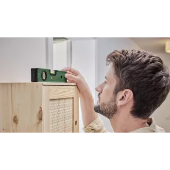 BOSCH DIY waterpas 25 cm groen met V-groef en vlakgefreesde basis