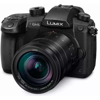 Panasonic Lumix DC-GH5LEG-K systeemcamera met Leica DG Vario-Elmarit 12-60mm f/2.8-4 ASPH. POWER O.I.S. objectief, 20.3MP Micro Four Thirds, 4K 60p video, 5-assige Dual I.S. 2, Wi-Fi/Bluetooth, spatwater-/vorstbestendig, zwart