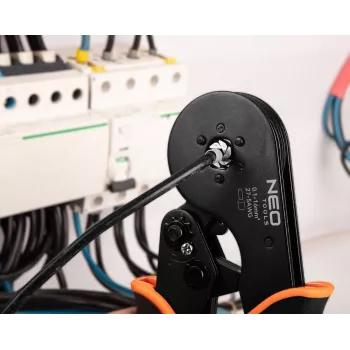 Automatische ratel-krimptang voor adereindhulzen 0,25-16 mm² (AWG 23-5), vierkante krimp, 210 mm, ergonomische tweekomponenten greep, zwart/oranje