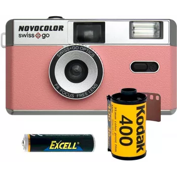 Swiss+Go Novocolor 35mm analoge camerapack met flitser, roze (SWI401611)