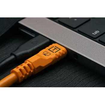 Tether Tools TetherPro Optima 10G haakse USB-C-naar-USB-C-kabel, 1,8 m, oranje (CUC06RTG2-ORG)