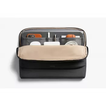 Bellroy Laptop Caddy 16 inch leigrijs - slanke hoes met vakken voor accessoires