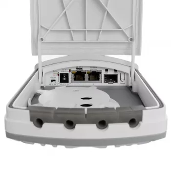 MikroTik FTC21-UPS glasvezel-naar-koper mediaconverter met geïntegreerde UPS, 1x Gigabit Ethernet, 1x SFP, passieve PoE, batterij-backup, wandmontage