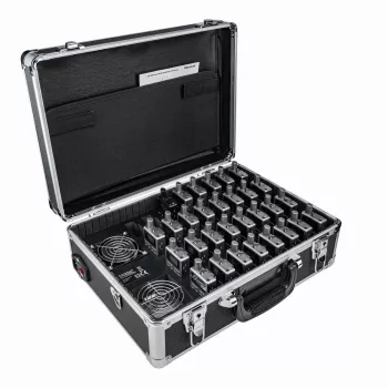 Midland Albrecht ATR 400 PMR446 portofoonset met 30 portofoons en laadcase 29970.S30