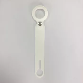 CYOO Apple AirTag siliconen beschermhoesje met sleutelhanger - wit (CY122409)