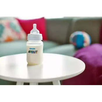 Philips Avent Anti-Colic babyflessen siliconen speen, snelle melkstroom, 6M+, 2-pack